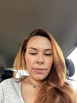 Kelley Allie online show from November 21, 7:51 am