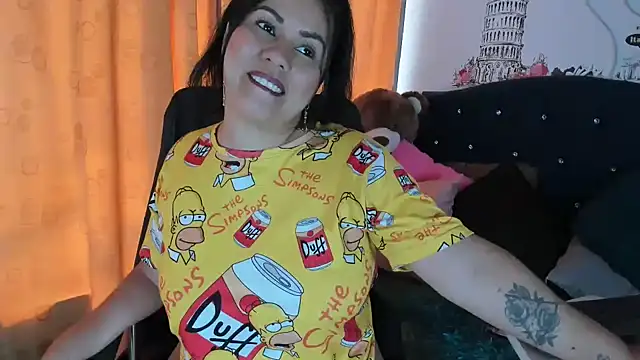 thamara226 online show from December 18, 2:23 pm