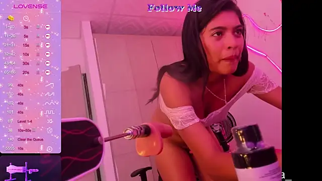 Snapshot of miaa--pervert chatting on April 10, 4:12 pm miaa--pervert online show from April 10, 4:12 pm