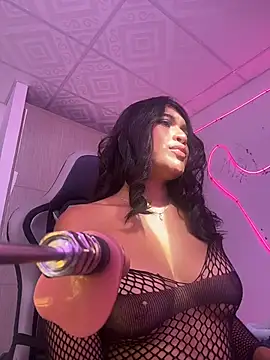 Snapshot of miaa--pervert chatting on April 15, 7:43 pm miaa--pervert online show from April 15, 7:43 pm