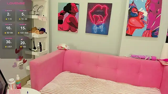 Brilly Lily online show from October 4, 5:27 am