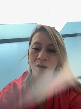 AtheneaRusell online show from October 25, 7:08 pm