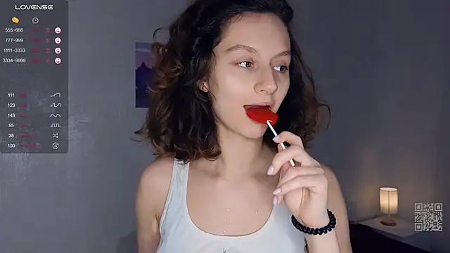 Leya Curly online show from March 2, 12:32 pm