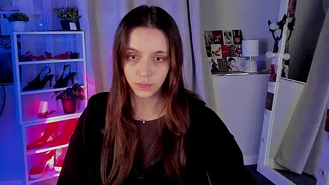 Sahara Shields online show from November 4, 10:36 am