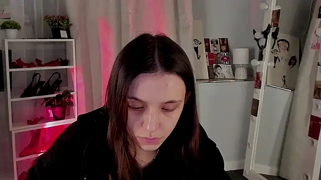 Sahara Shields online show from November 6, 10:27 am