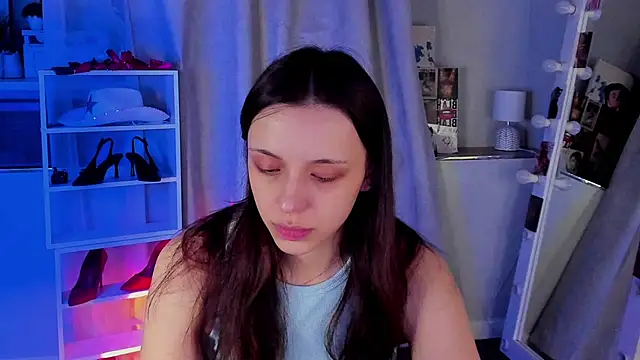 Sahara Shields online show from April 7, 8:37 am