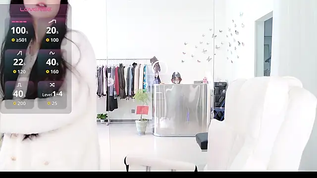 miaomiao-777 online show from November 18, 3:56 am