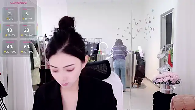 miaomiao-777 online show from May 9, 11:10 pm
