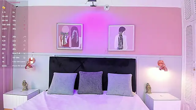 Snapshot of janna_lopez_ chatting on October 18, 3:31 am janna lopez online show from October 18, 3:31 am