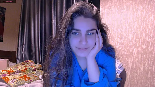  Roselina  online show from February 18, 4:37 pm