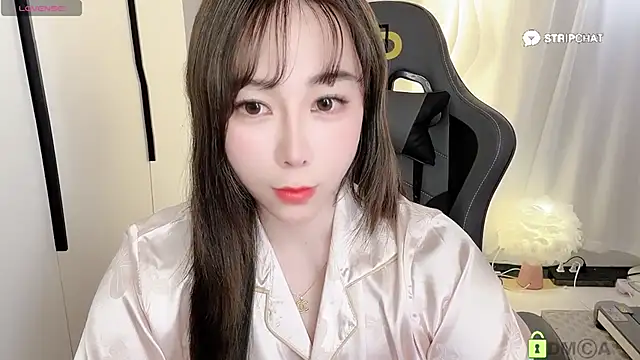 Snapshot of Alano-01 chatting on March 21, 12:50 pm Alano-01 online show from March 21, 12:50 pm