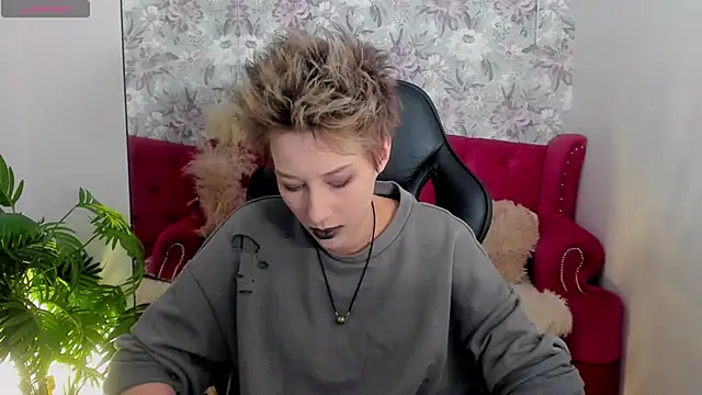 via mayer  online show from March 20, 11:45 pm