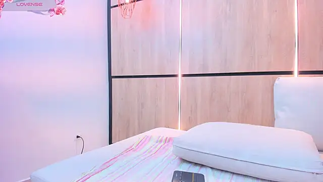 pocahontas pow online show from February 18, 12:17 pm