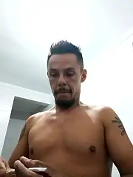 Santanacumxplod online show from December 17, 2:17 am