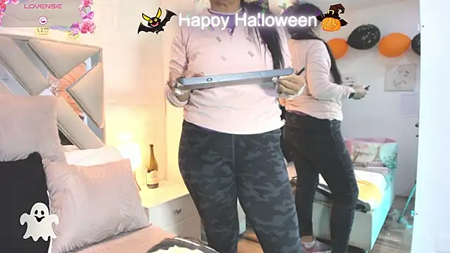 raquell moore online show from November 1, 10:28 am