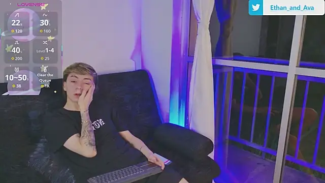 ethan and ava online show from October 9, 2:42 am