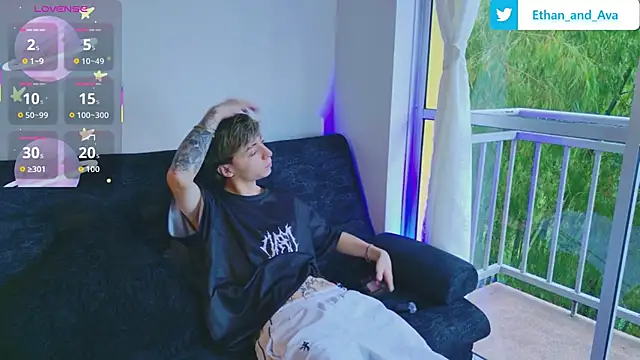 ethan and ava online show from October 10, 12:37 pm