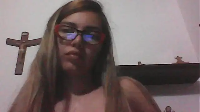 VittoriaTaylor online show from January 16, 11:27 pm