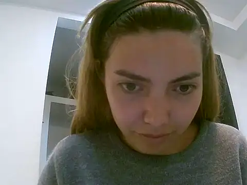 VittoriaTaylor online show from February 19, 4:03 pm