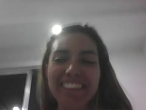 VittoriaTaylor online show from June 17, 1:30 am