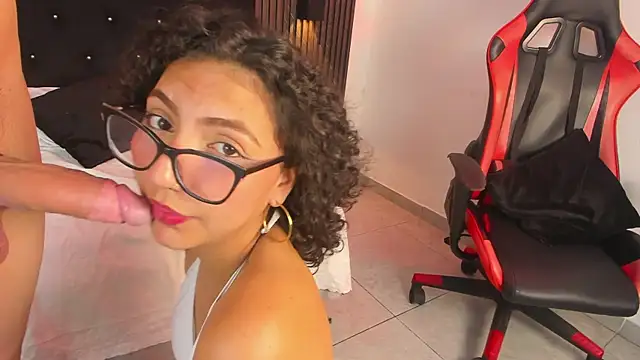 vanilla hot online show from January 27, 4:22 pm