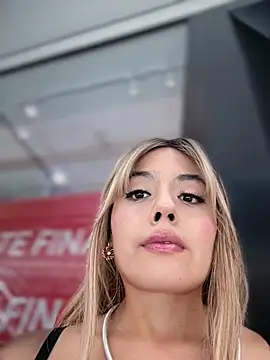 monicavictoria1301 online show from July 24, 12:47 pm