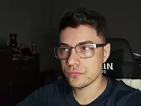 Dyllan   online show from October 28, 1:53 am