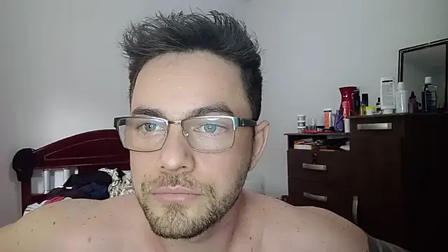 Dyllan   online show from June 11, 2:37 pm