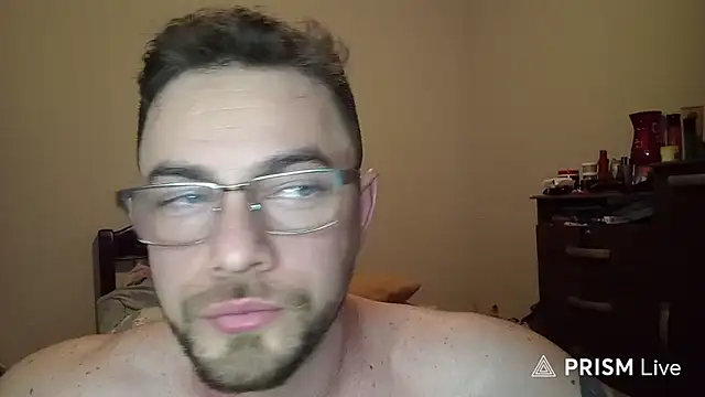 Dyllan   online show from July 7, 1:30 am