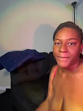 xoxoHotCoCo online show from June 11, 2:59 pm