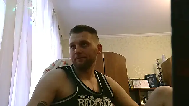 HunterOnBoobs online show from February 20, 12:36 pm