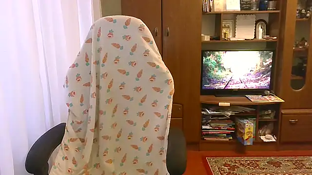 HunterOnBoobs online show from October 14, 7:20 am