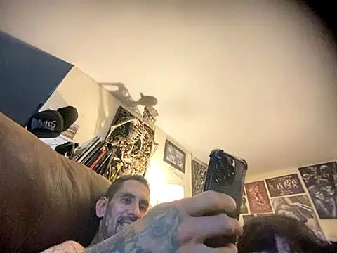 Snapshot of hornycouple818 chatting on October 7, 5:26 am hornycouple818 online show from October 7, 5:26 am