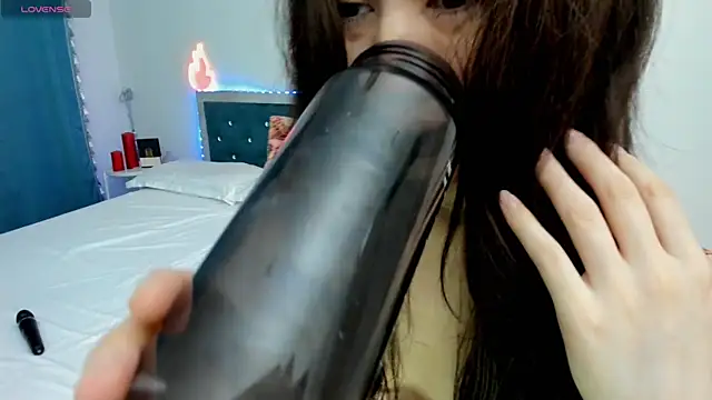 novaaskyy online show from November 17, 2:01 pm