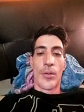 Snapshot of moutt99 chatting on September 13, 5:46 pm moutt99 online show from September 13, 5:46 pm