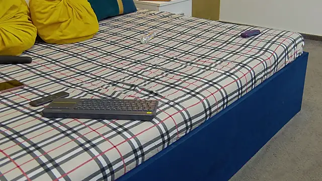 Annabellerise online show from March 10, 6:12 pm