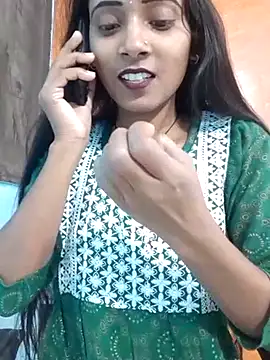 Snapshot of Divya-2007 chatting on March 2, 10:56 am Divya-2007 online show from March 2, 10:56 am