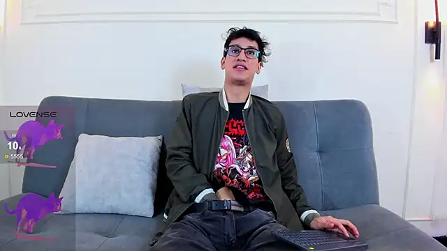 Cum hunters online show from March 27, 3:23 am