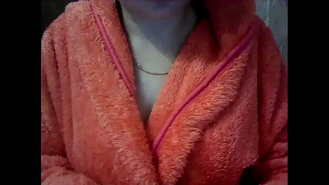 Allie Janet online show from October 14, 2:45 am