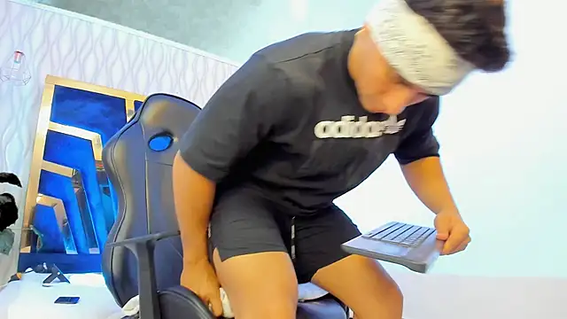 Brad Summer online show from March 10, 2:17 am