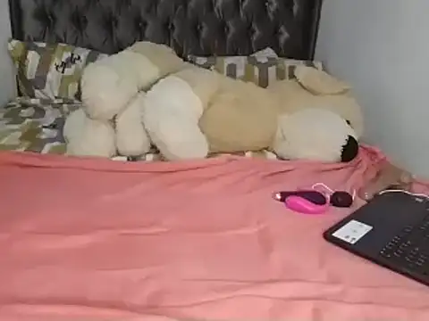 Chandy012 online show from March 26, 1:17 pm