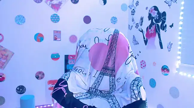 Snapshot of samy_love35 chatting on February 14, 9:24 am samy love35 online show from February 14, 9:24 am