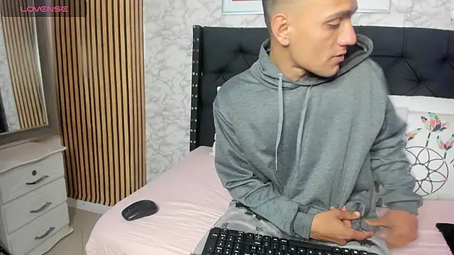 stefany pablo1 online show from February 25, 12:34 pm