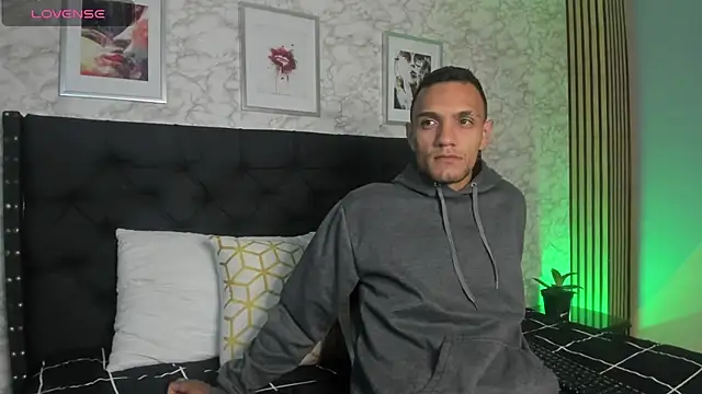 stefany pablo1 online show from March 17, 1:29 pm