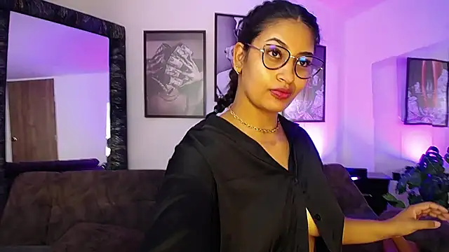 Snapshot of loretahorny chatting on January 7, 1:24 pm loretahorny online show from January 7, 1:24 pm