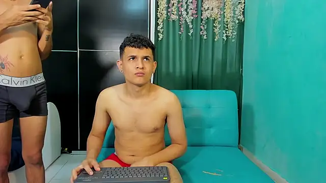 CoupleTwink12 online show from February 26, 7:27 pm