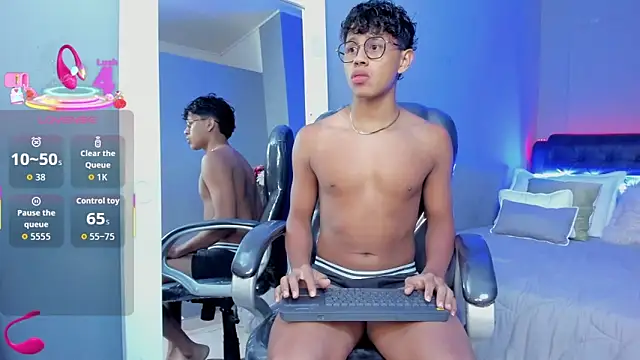 Dawn16  online show from October 3, 8:28 pm