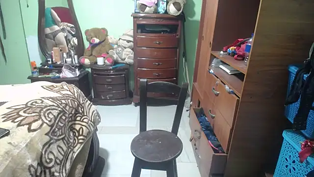 jazmin mature  online show from October 28, 1:03 pm