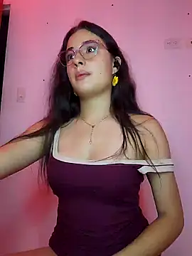 Snapshot of baaby-miiaa chatting on February 17, 3:15 am baaby-miiaa online show from February 17, 3:15 am
