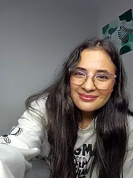 Snapshot of baaby-miiaa chatting on March 9, 3:43 am baaby-miiaa online show from March 9, 3:43 am